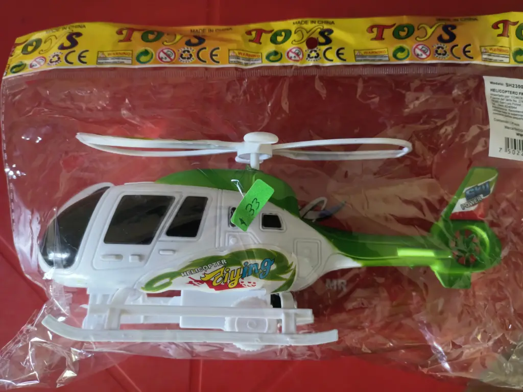 Helicóptero SH23000110